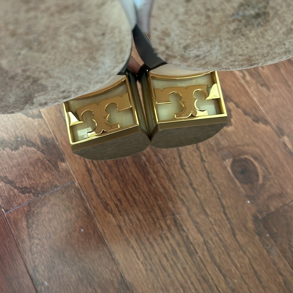 Tory Burch Size 9.5 55mm Gigi Gray Heron/Light Taupe Sandals 57224 - Picture 5 of 7